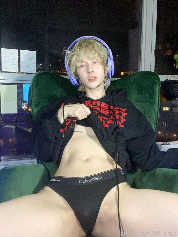 ell_eros image #1