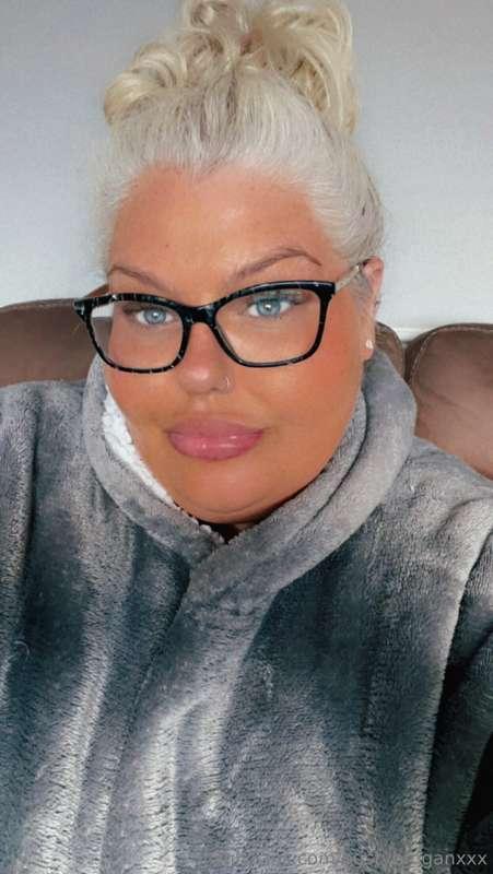 Im home to the cold! Had the best holiday 🥰