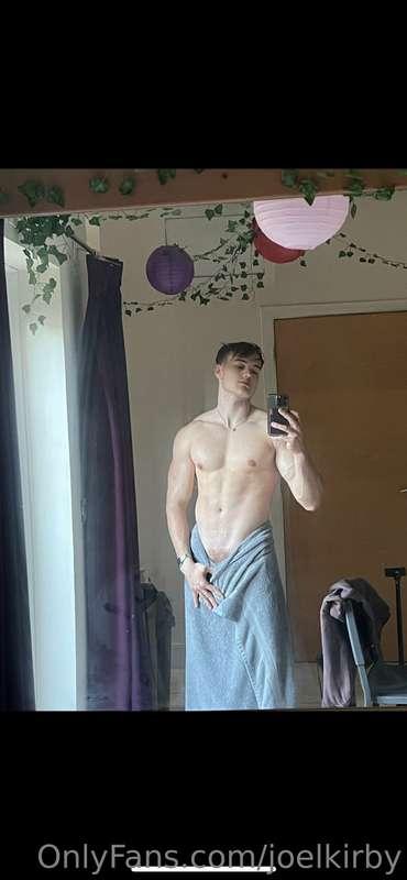 **Oops they nearly fell down🤩 whats your favourite feature a..