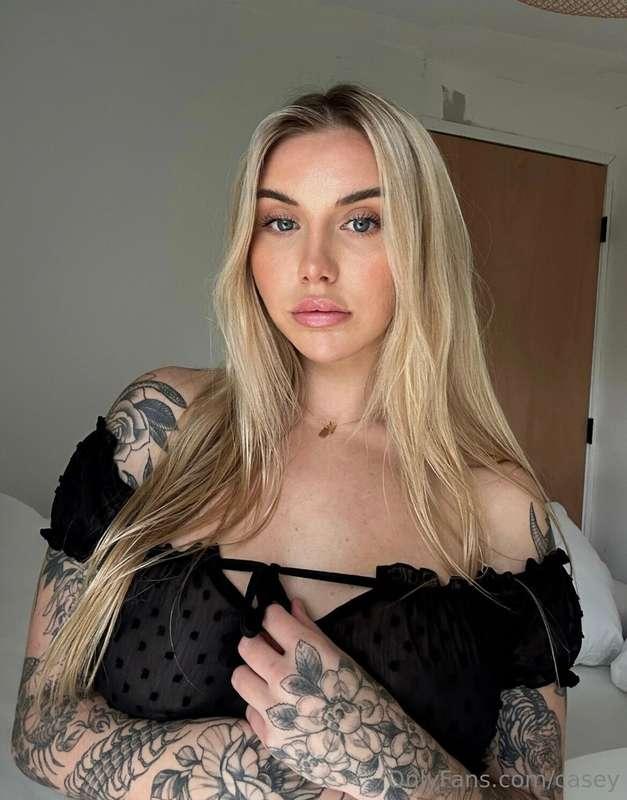 Lillll selfie 🖤