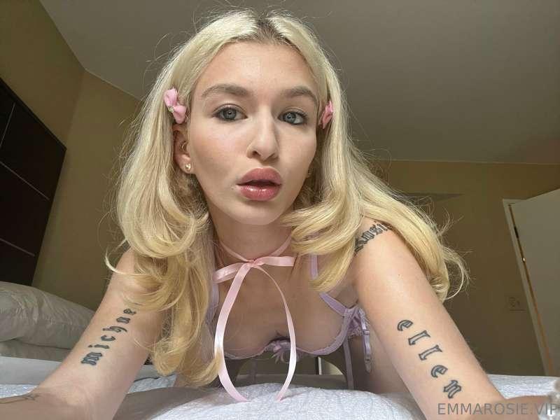 Bout to get **fucked** and 
**creampied** by a **BBC** !!!!🥰..