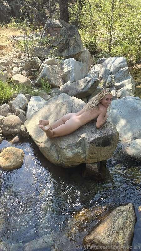 Something about a toe licker. Match my freak? 🥵 