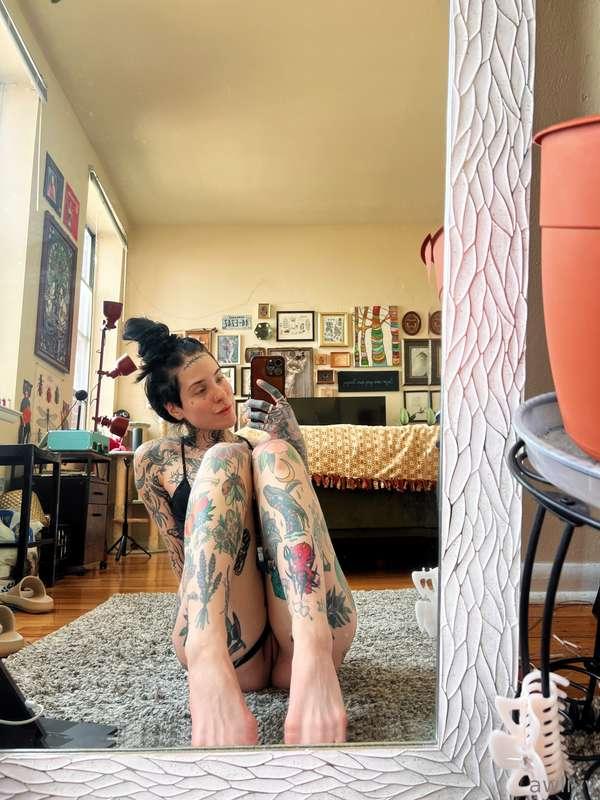 i feel like this is a really cute sitting position…fun fact,..