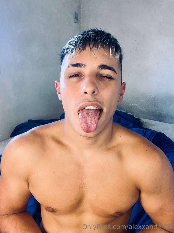 💣#FREE #FREE #FREE💣

HELLO BABY, I'm 
# @SANTIHOTT32 🍆

🥵🔥fr..