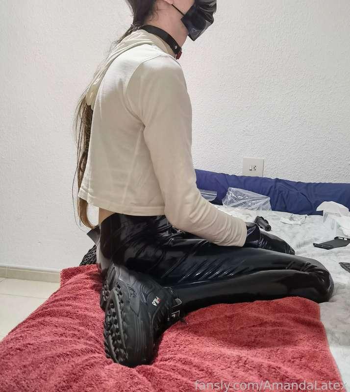 amandalatex image #20