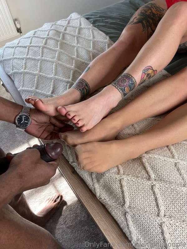 Who’s got a foot fetish? 😃🦶😃🦶