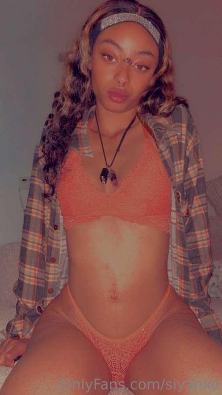 I’m sure you could look at me all day 🧡