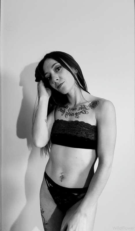 https://onlyfans.com/willdfllower   My VIP page is discounte..