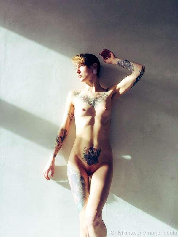 One of my favorites. I love the subtle colors! And my body l..