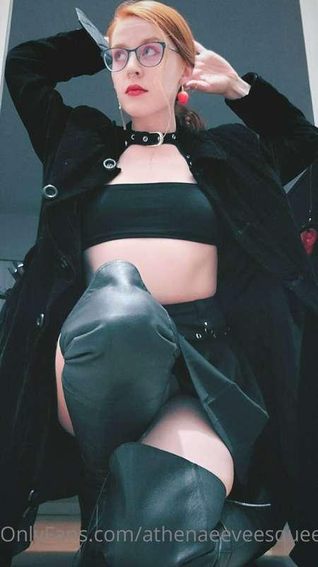 athenaeeveesqueeks image #1