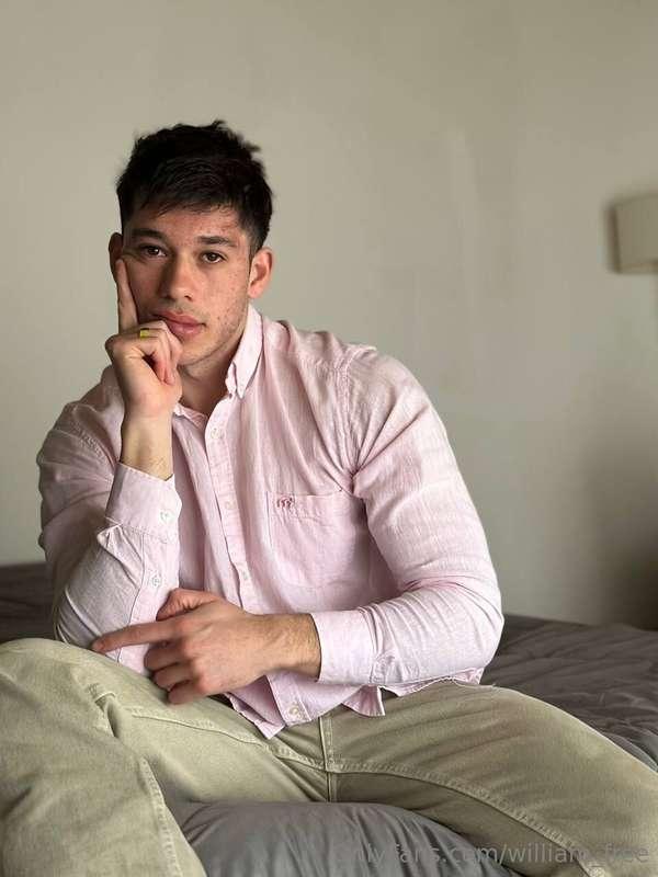 ## @austinvip @austinvip 𝟓𝟎% 𝐎𝐅𝐅𝐓𝐡𝐞 𝐁𝐄𝐒𝐓 𝐃𝐎𝐌𝐈𝐍𝐀𝐍𝐓 𝐓𝐎𝐏 🍆🥵He I..