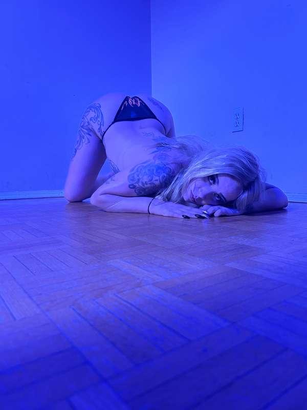 ninagurl97 image #0