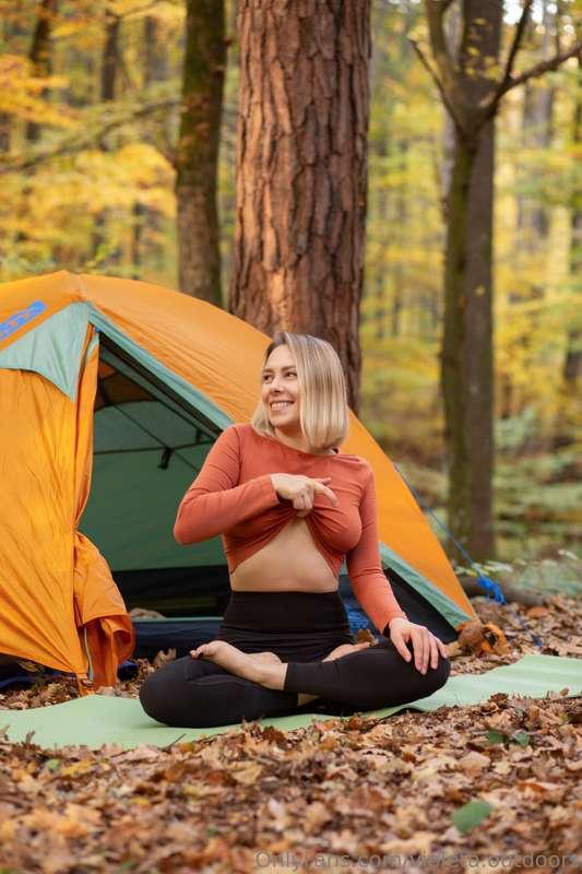 🏕️🌲Join me on my adventure...!➡️ https://onlyfans.com/lele_a..
