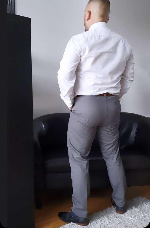 thesuitedboss image #3