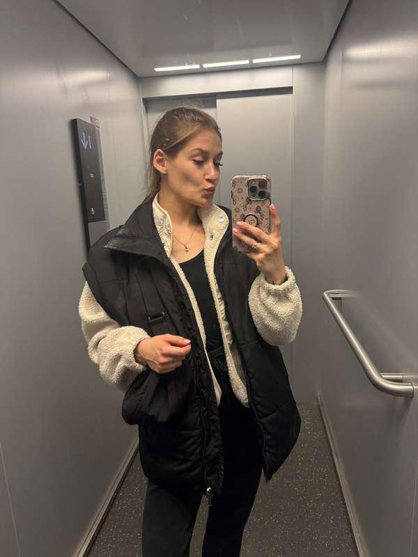 Back to home🥰 on my way to the dog care pick up my little on..