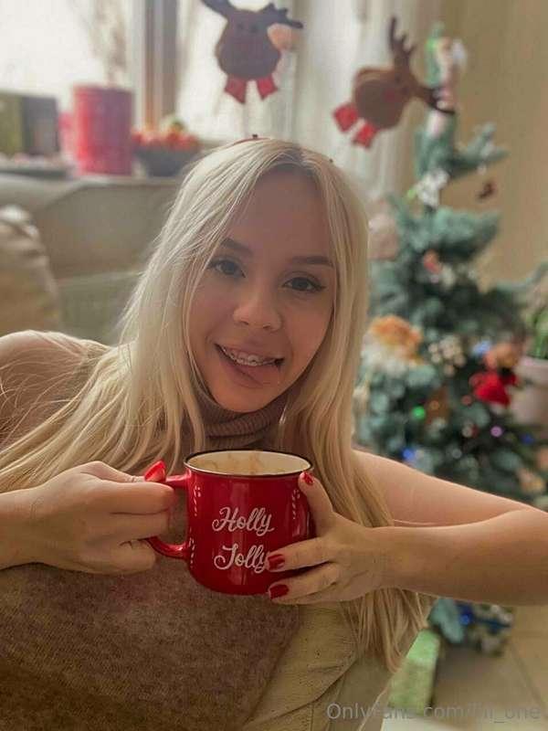 🎄🌟 Christmas is coming soon, and you can already feel the sp..