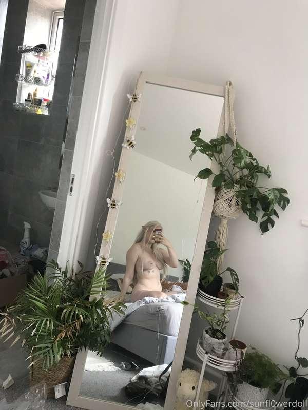 sunfl0werdoll image #3