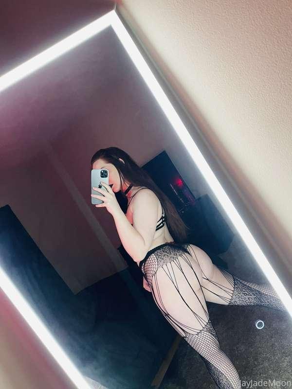 Ravish me in tips so I can keep adding to my lingerie collec..