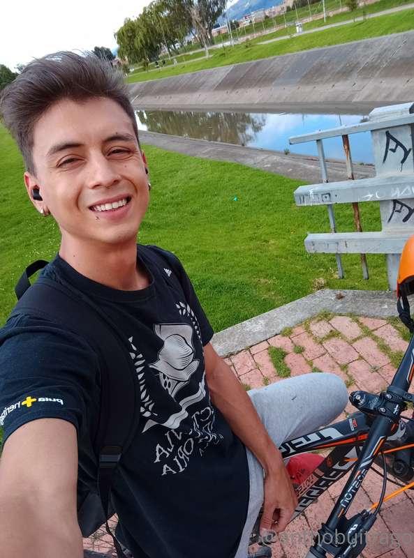 I love cycling! 🚲 💕