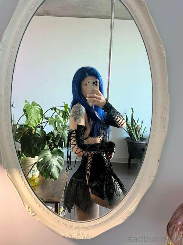 hi it’s me your local fairy nymph, take a walk in the woods ..
