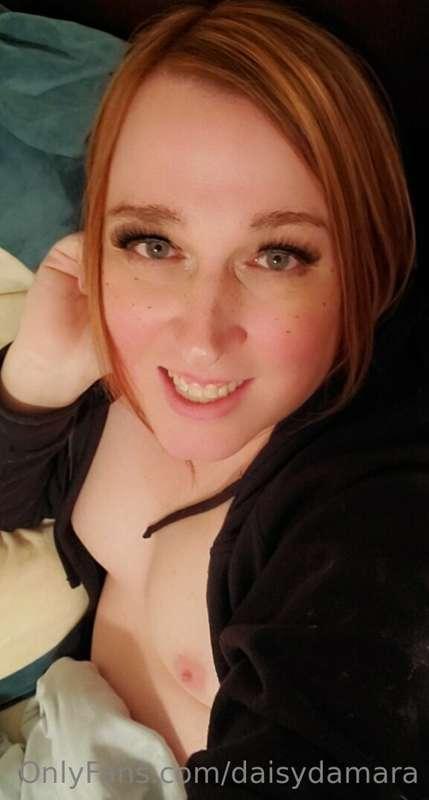Just really like this selfie lol. Also my tits are kinda jus..