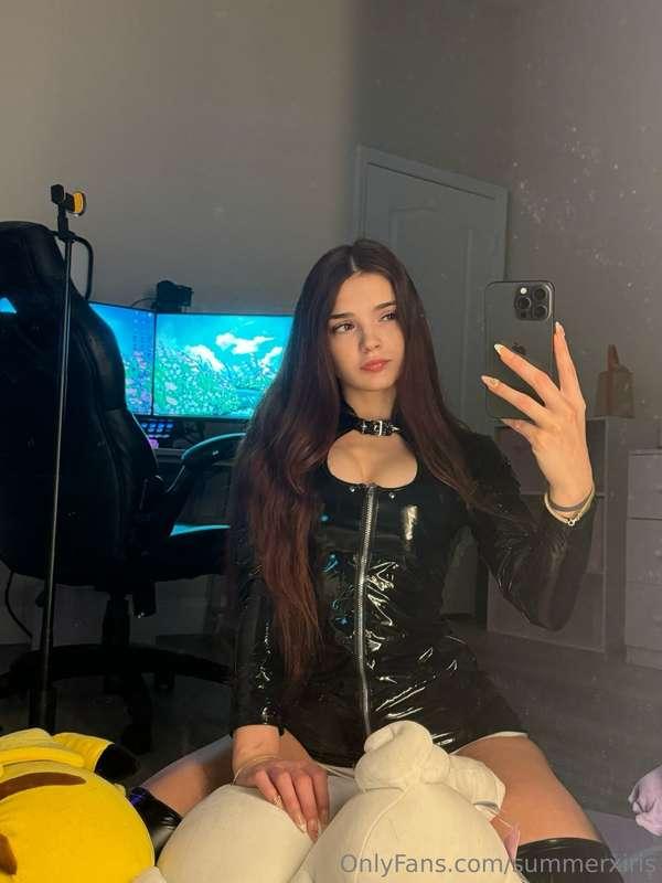 what would u do if we were together rn? :3 ⟡₊ ⊹