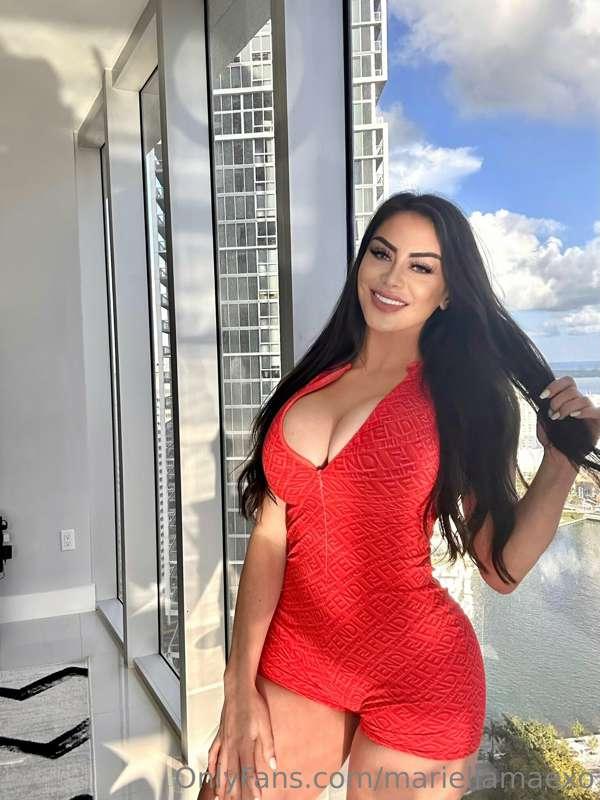 Cute or hot?🥵🔥