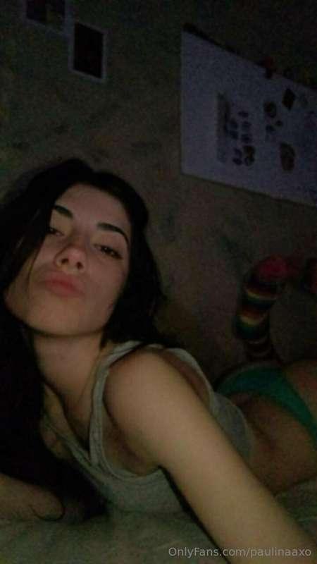Giving u kisses 😚