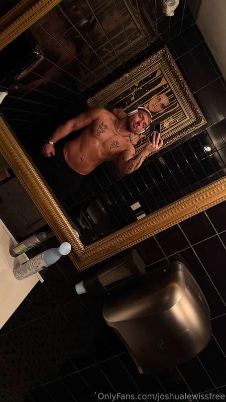 Wanna fuck after the gym? 👀