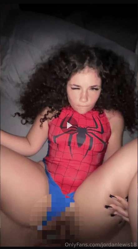 LIVE TONIGHT‼️‼️‼️ slut @thebaddestkaylee finally created he..