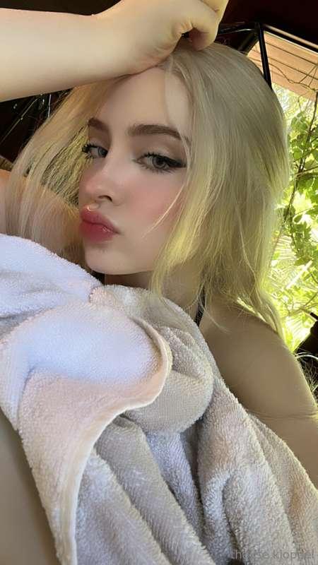 I have 2 new spicy set to release in the next few days 🔥💙 I’..