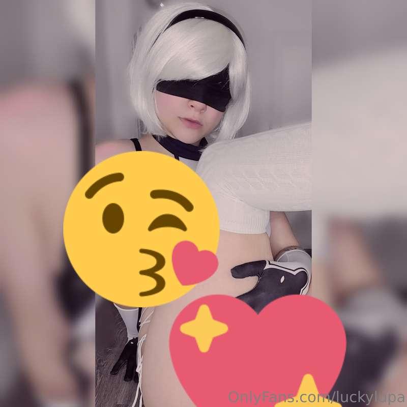 Here's the first of two 2B sets! I got really wet while doin..