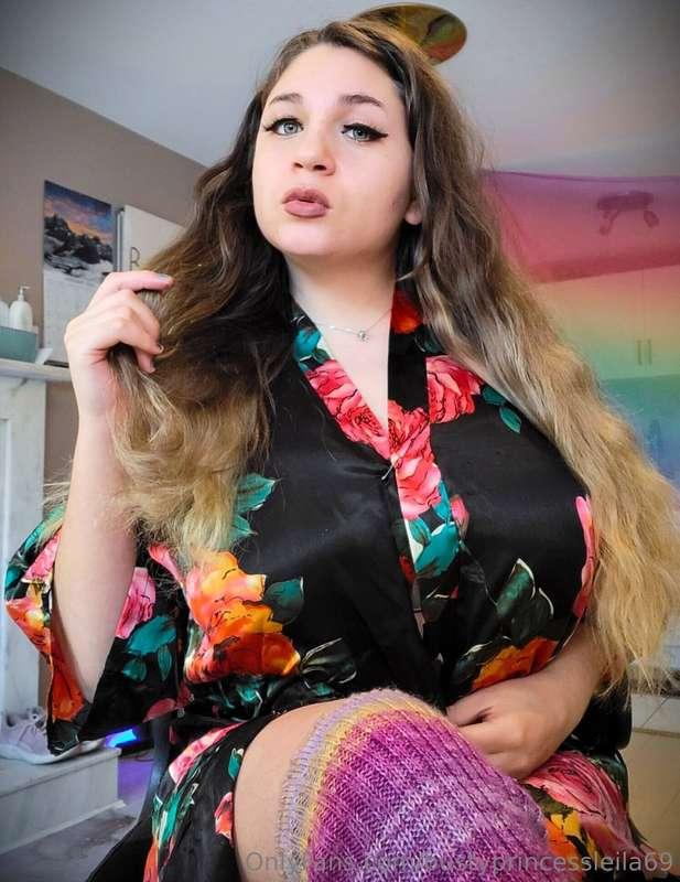 we could have fun if you are feeling naughty?https://onlyfan..
