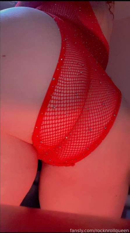 rocknrollqueen image #3