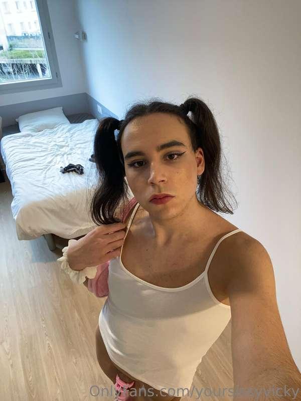 yoursissyvicky image #1