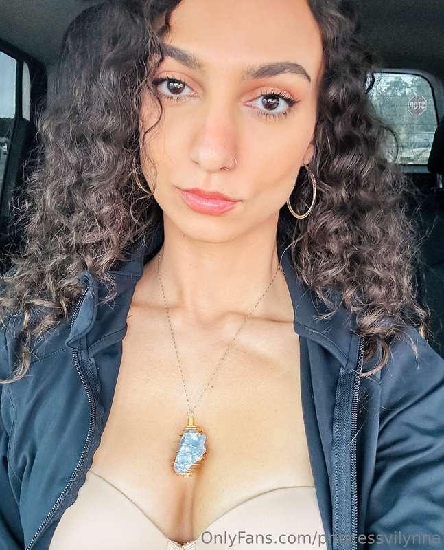 a lil cleavage 😉