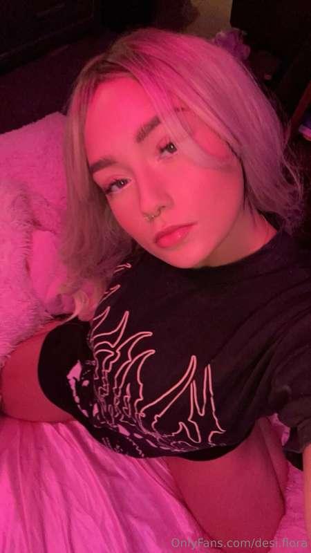 I need some morning cuddles🥰