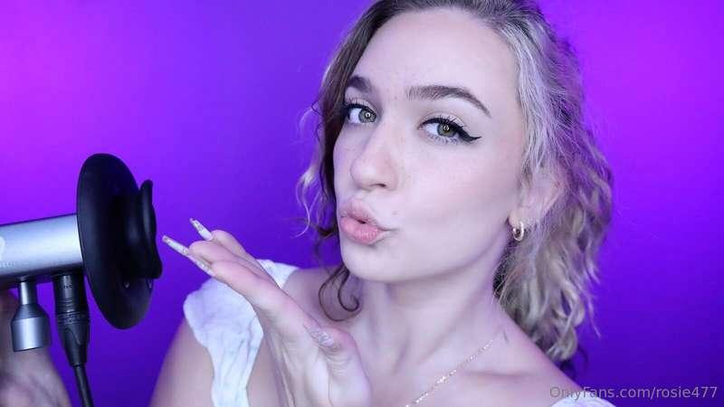 omg kisses on u bc ur cute !! ASMR :3 ♡ this lovely video is..