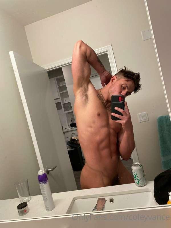 wydddd?? im bored 😈