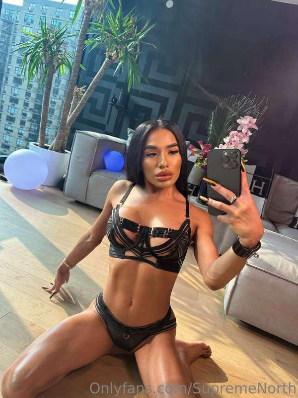 I love to tease and be naughty 😋