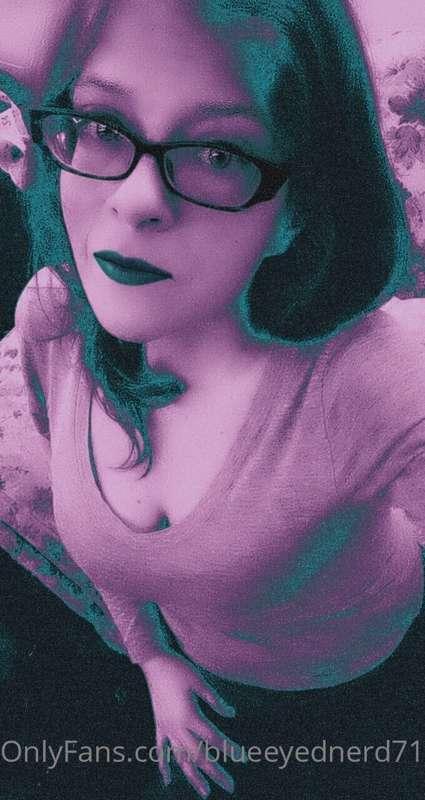 blueeyednerd71free image #0