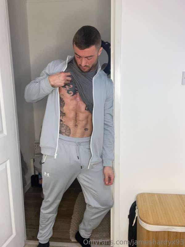 jameshardyx93 main image