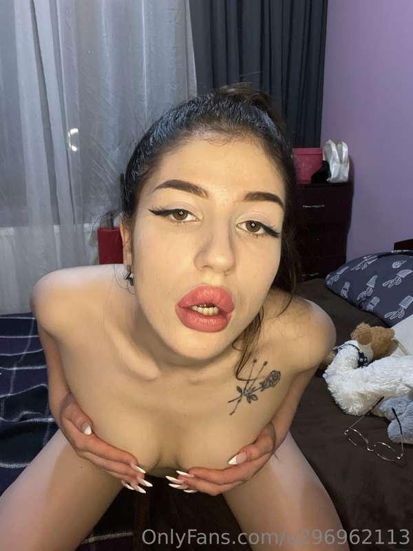 I'm ready for a lot of things, honey, I want all your attent..