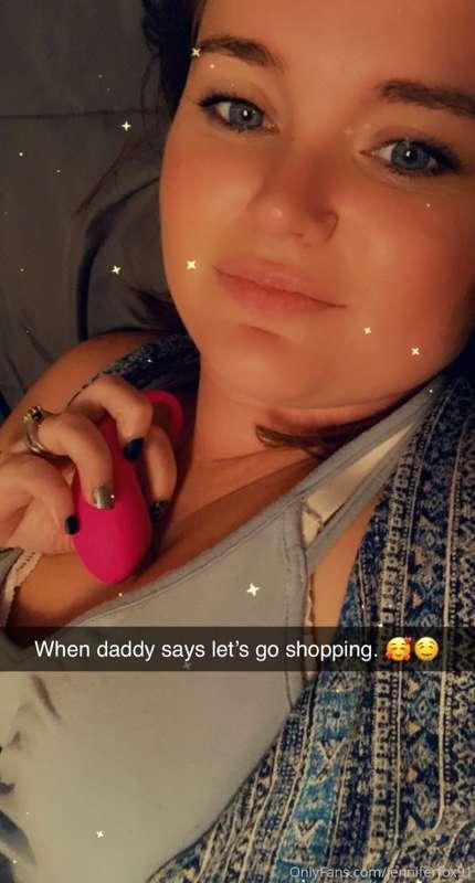 When daddy says let’s go shopping. 🥰😘