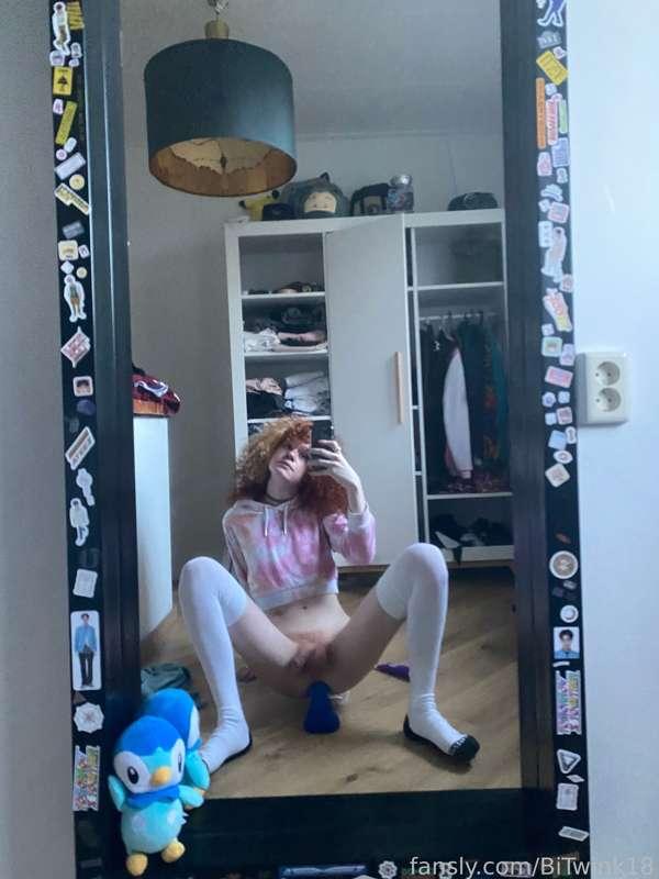 Please fuck my tight little hole, let me ride you just sit back 🥺
