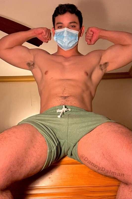 ⭐️ @DannyDalman ⭐️

✅ Uploads content EVERYDAY
👬 1 COLLAB EV..