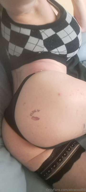 Will doing a go live from 11pm tonight so come say hi xxx