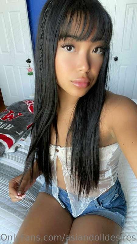 going to be posting so much on my new acc😆😈😜