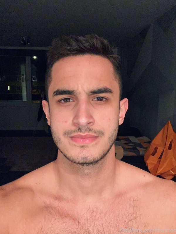 Good night 😘😘