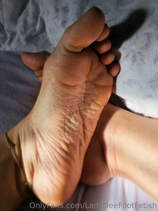 My Wrinkly Soles 👣 so perfect and irresistible. 

Unlock thi..